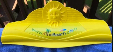 Deluxe XL Beach Towel Beach Chair Clip